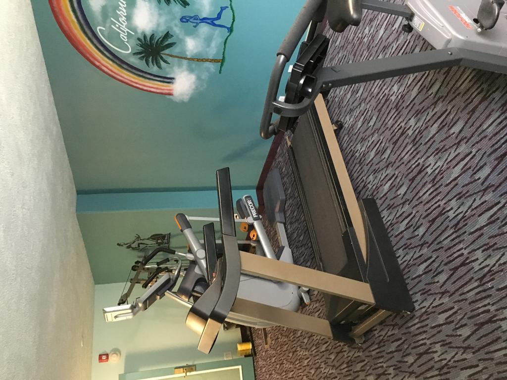 Austintown California Palms Hotel And Suites מראה חיצוני תמונה
